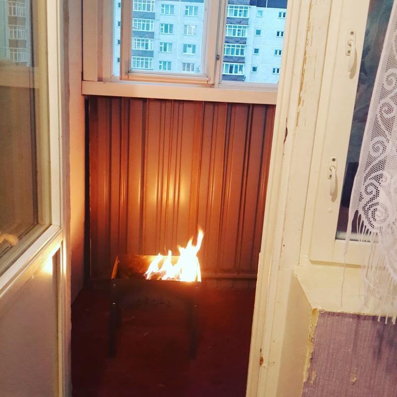 шашлык на балконе