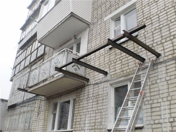 расширение балкона в хрущевке