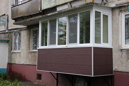 стандартное остекление балкона