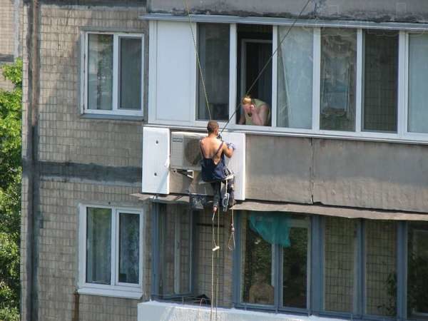 фото: утепление балкона снаружи