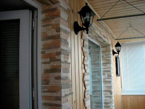 отделать лоджию камнем