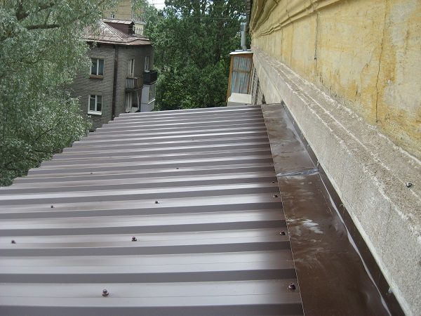 профнастил на крышу балкона