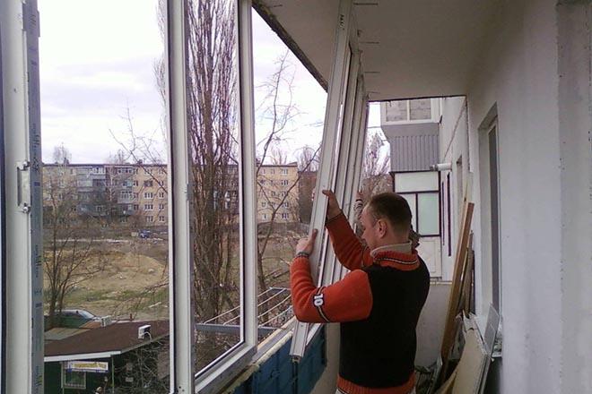замена стекла на балконе